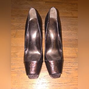 Rampage Textured Maroon Peep-Toe Heels Size 8.5